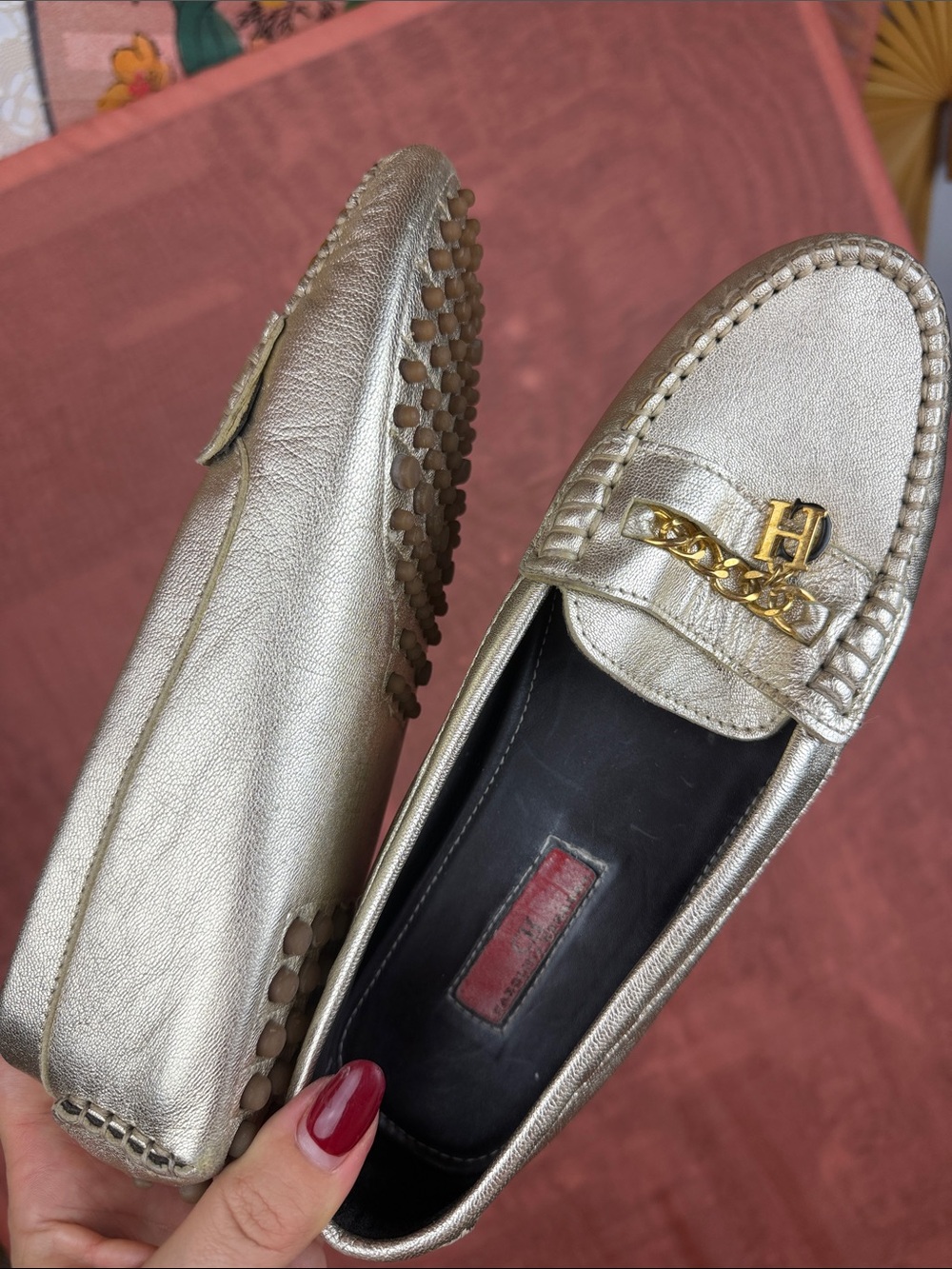 Carolina Herrera Metallic Gold Loafers w. chain CH logo strap driving shoe Sz.38